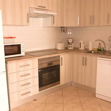 Tenerife With Impressive Pool 136 Apartamento *